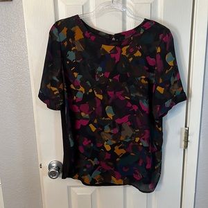 West Kei black/ multicolor shirt sleeve tee